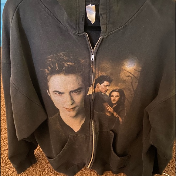 NECA- Hot Topic | Other | Twilight New Moon Zip Up Hoodie Necahot Topic Xl3  Hard To Find | Poshmark